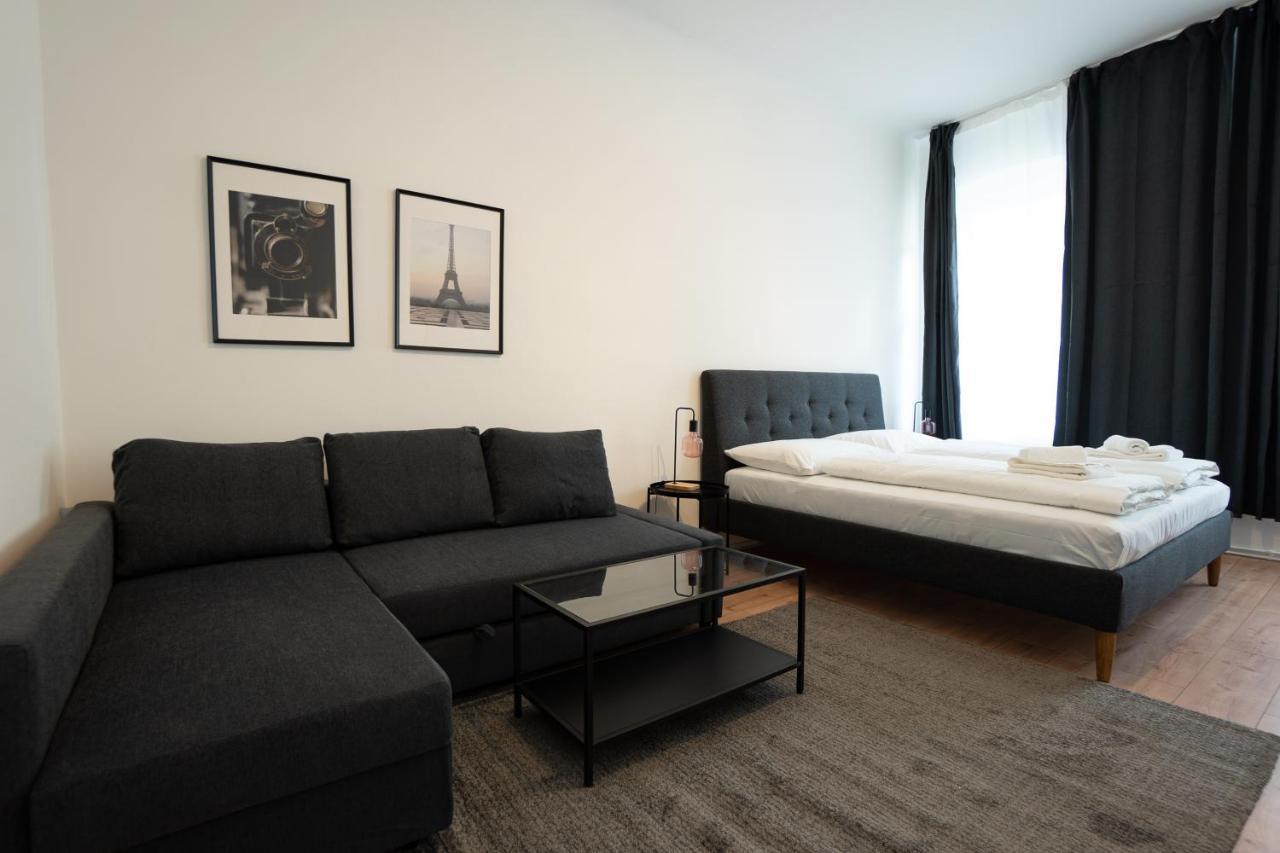 Lovely 1-Bedroom Apartment Next To Praterstern Viena Exterior foto